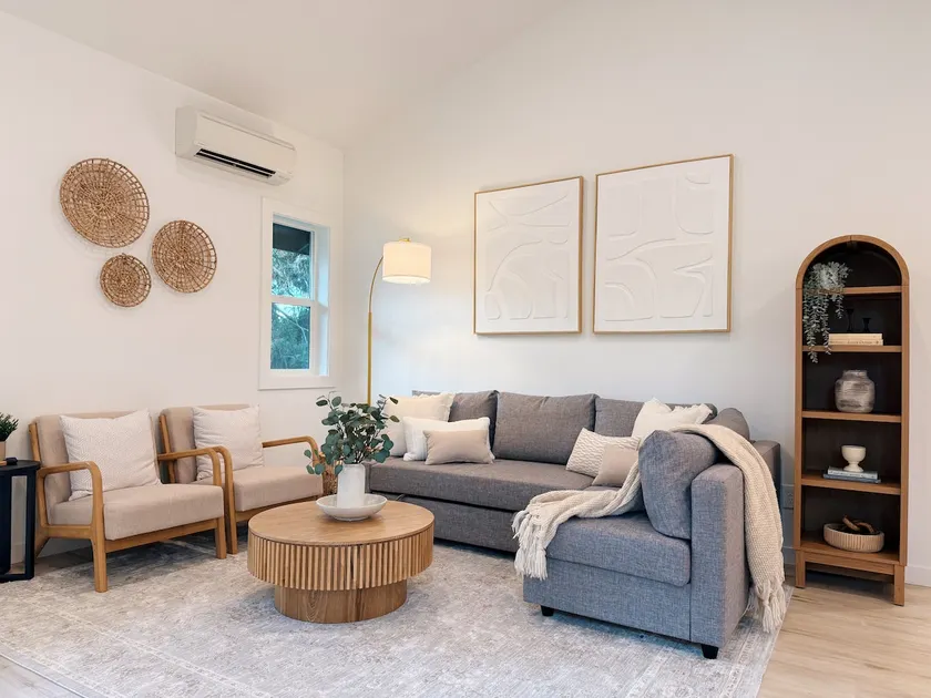 Newly Built Modern Escape | EV, Gym, Pets - Image 1