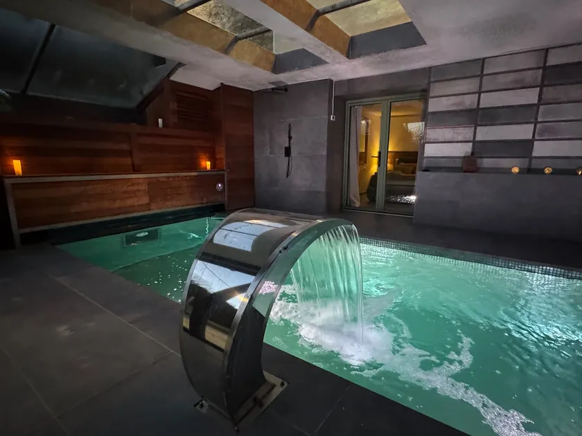 Suite with Pool Barcelona - Image 1
