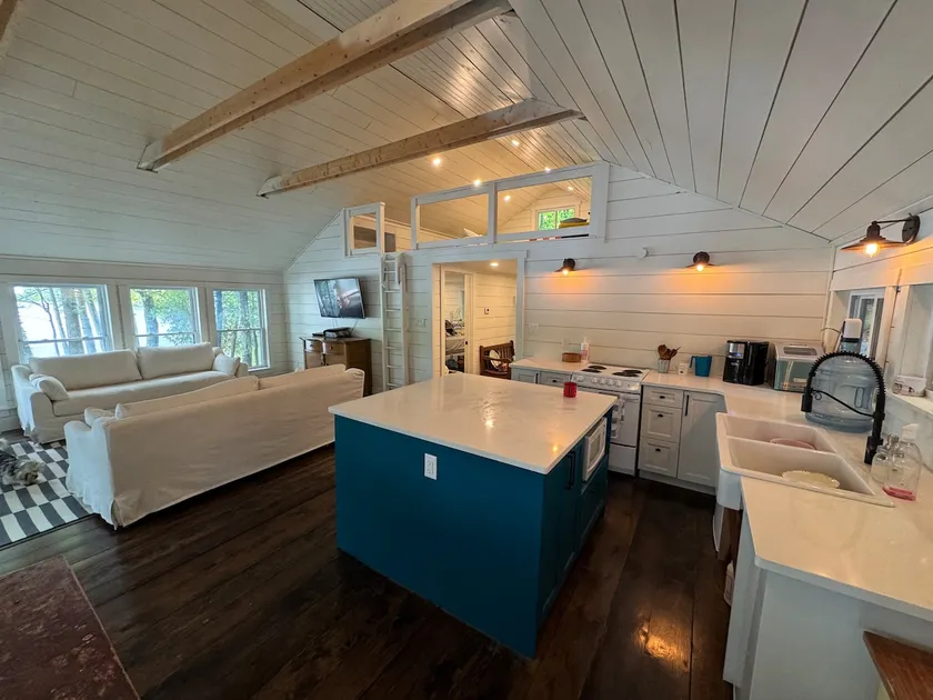Wit’s End Cottage - Image 1