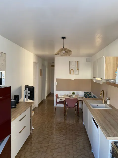 Charming apartment in a house with character - Image 1