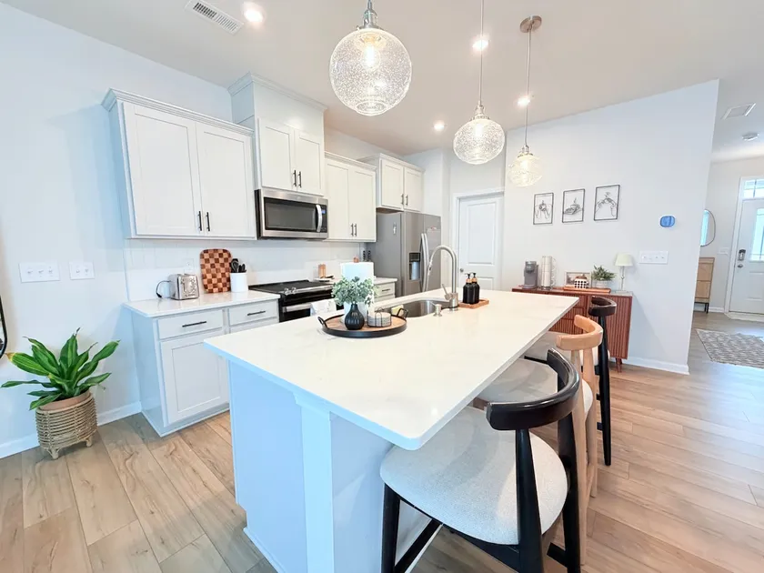 The Hidden Vista Townhome - Image 1