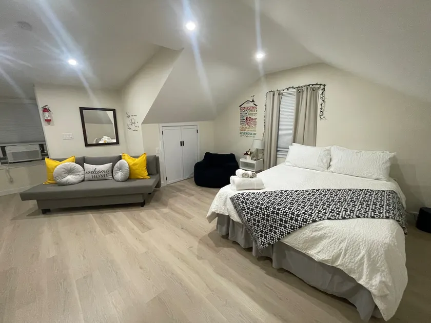 New Comfortable Studio Apartment - Image 1