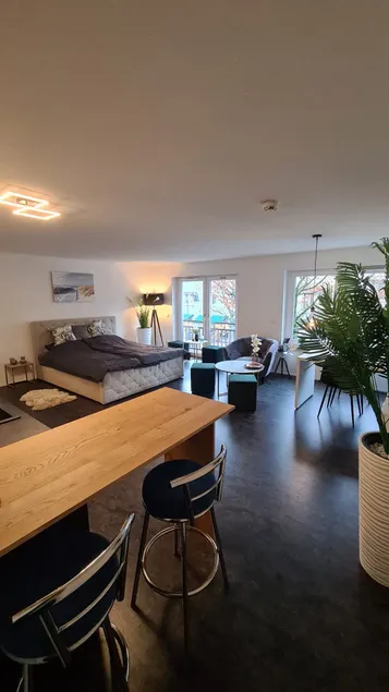 Exclusive and central living at the marketplace - Image 1