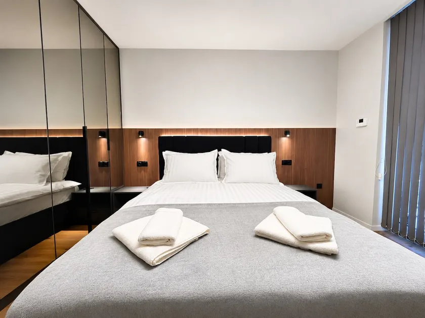 Gran Capital RoseGarden | Free Parking & Fast WiFi - Image 1