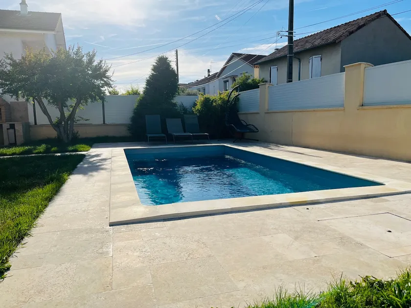 Villa Lumière – Pool & Comfort - Image 1