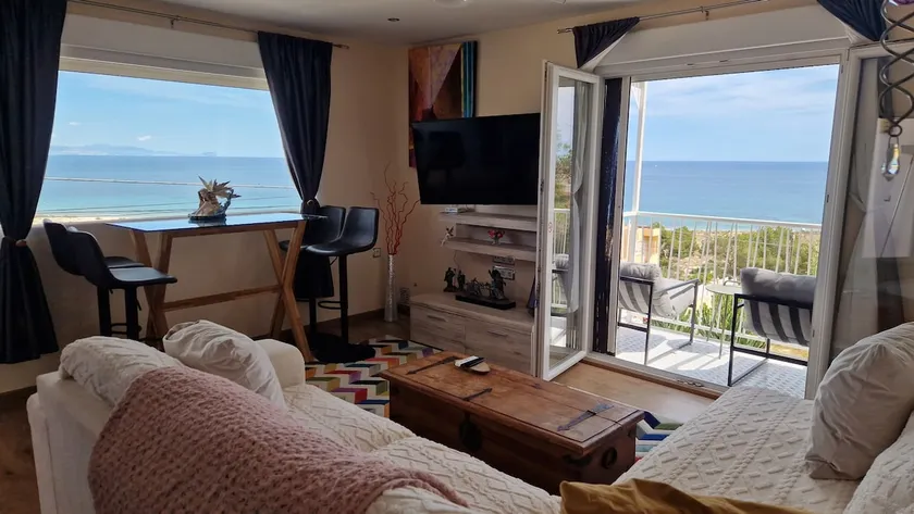 LaVista Penthouse private balcony and sea views - Image 1
