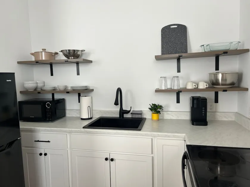 Deluxe Loft Apartment - Image 1