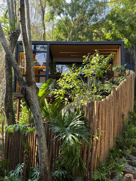Exclusive cabin with bathtub and nature - Image 1