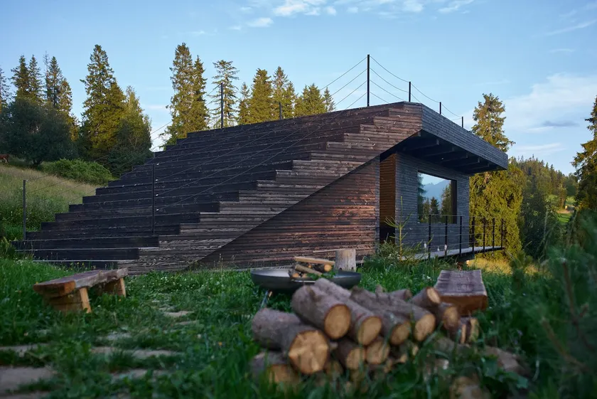 Black House in Rzepiska-Tatry - Image 1
