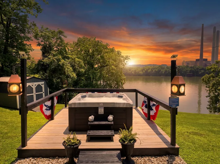 Tall Stack Timbers - Hot Tub - Riverfront - Image 1