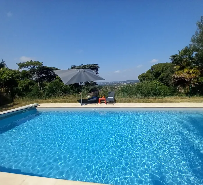 Domaine La Salamandre - Piscine & Forêt privée, étape Compostelle - Image 1