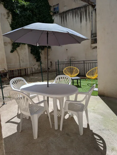 Townhouse, private courtyard, and bike room. - Image 1