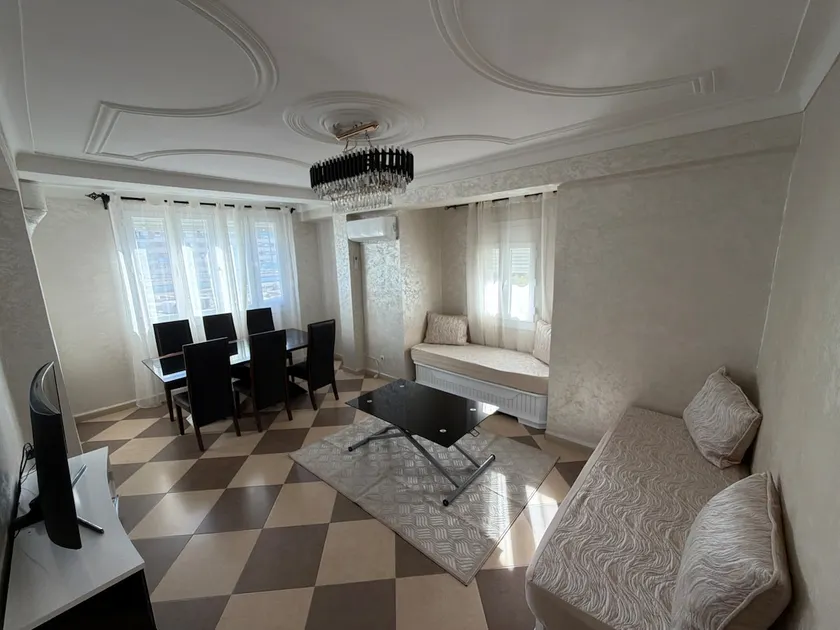Furnished 2-bedroom apartment - Image 1