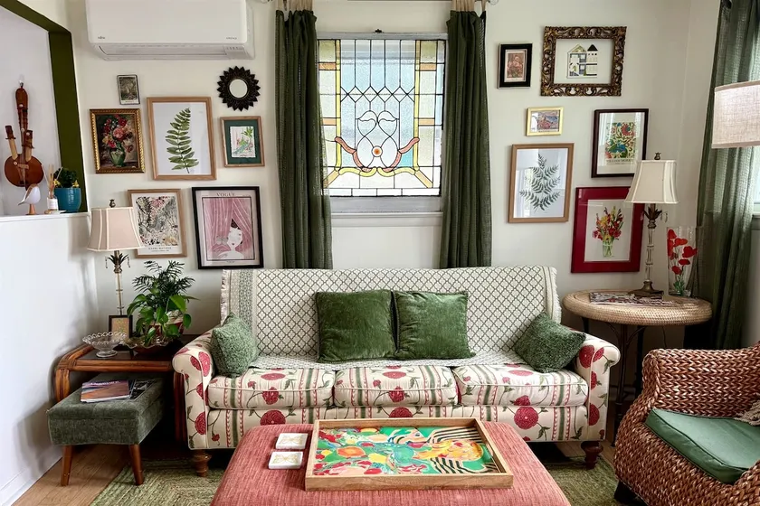 Botanical 2BR, steps to Hawk Haven, near Beaches - Image 1