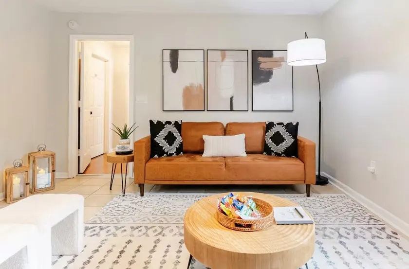 Modern Lawrenceville Stay Near Downtown - Parking - Image 1