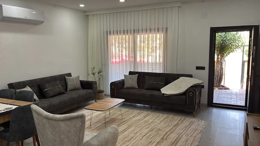 Vacation in the comfort of home - Image 1