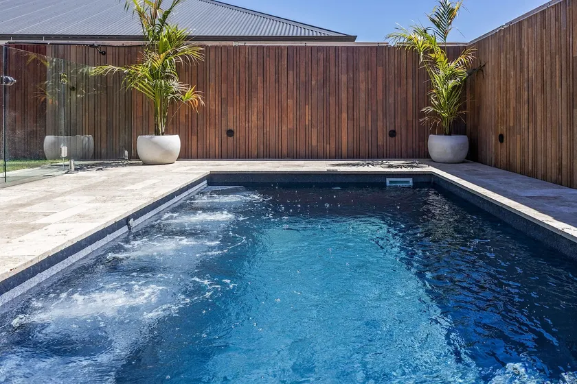 New: Salt & Serenity Holiday House - Heated Pool - Image 1