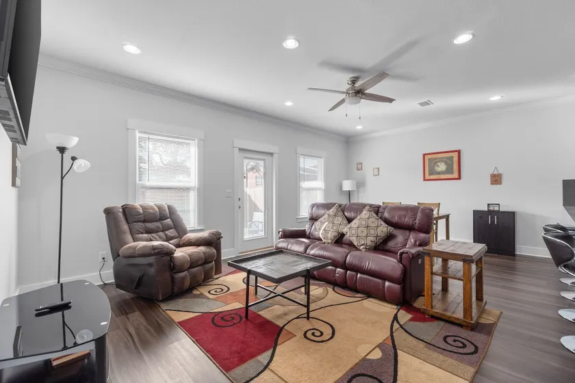 Seaside Serenity Pet Friendly Near Destin - Image 1