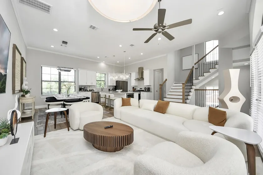 Korah Exquisite luxury Home In The Galleria Area. - Image 1