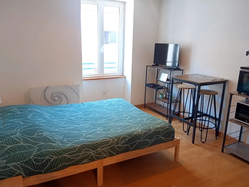 Functional studio in the center of Saint-Claude - Image 1