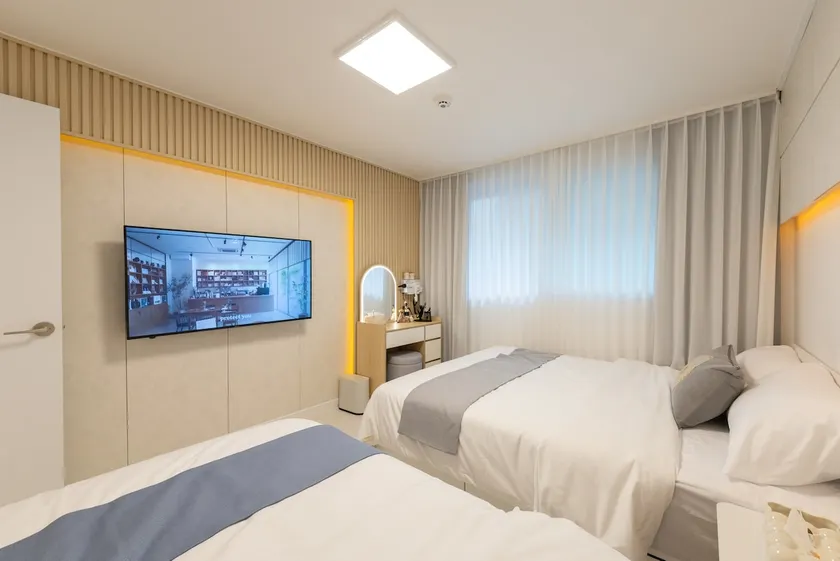 [Airport drop-off / Luggage storage] 3 minutes from Gunja Station / Seongsu / Children's Grand Park / Kspo Cozy Home / Chinese conversation possible / - Image 1