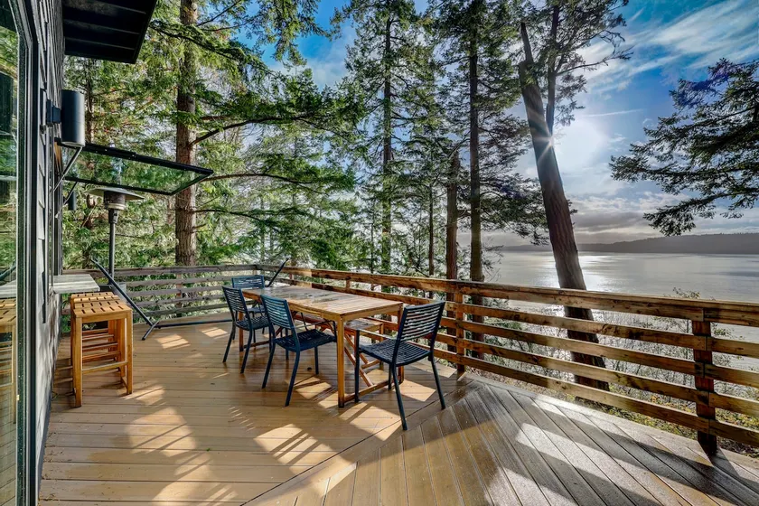 Island Treehouse - Image 1