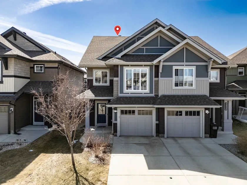 3BR w/ 2 King Beds & AC | Near YEG & South Common - Image 1