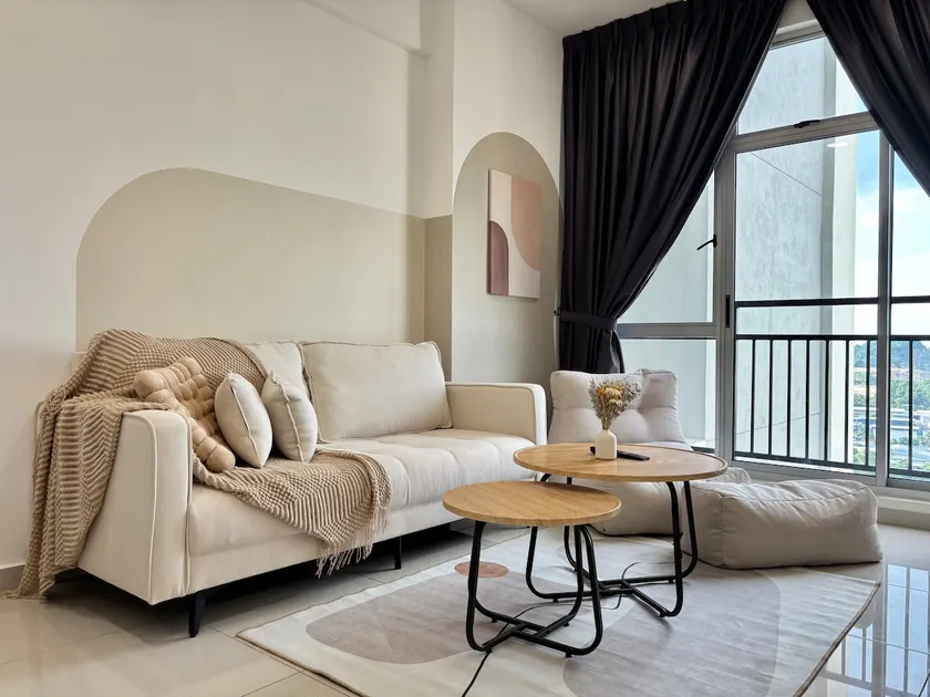 Midas Seri Alam｜Comfort Muji 2Bd4Pax｜Netflix WiFi - Image 1