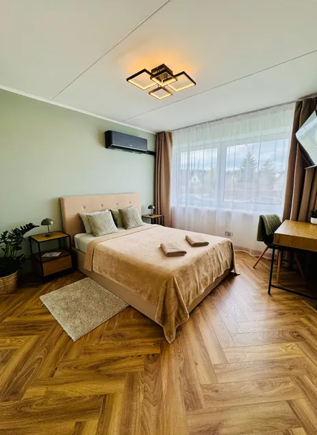 Cozy Studio 21 - Image 1