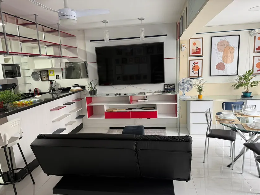 Sunny Patriani Arte Design Apartment - Image 1