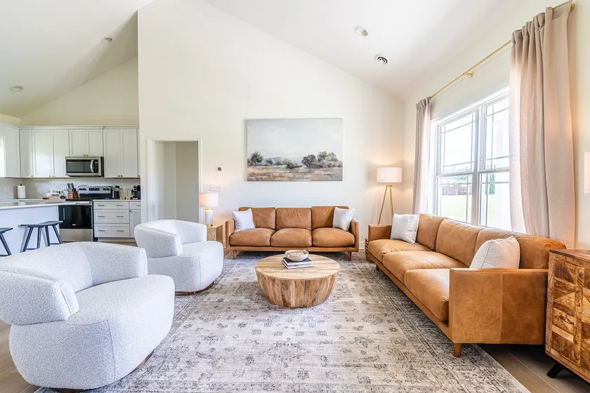 New Home in Tusculum - ALL King Beds! - Image 1