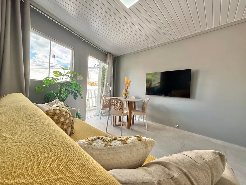 Modern Apartment in Downtown with Air Conditioning | 950 meters from Pátio - Image 1