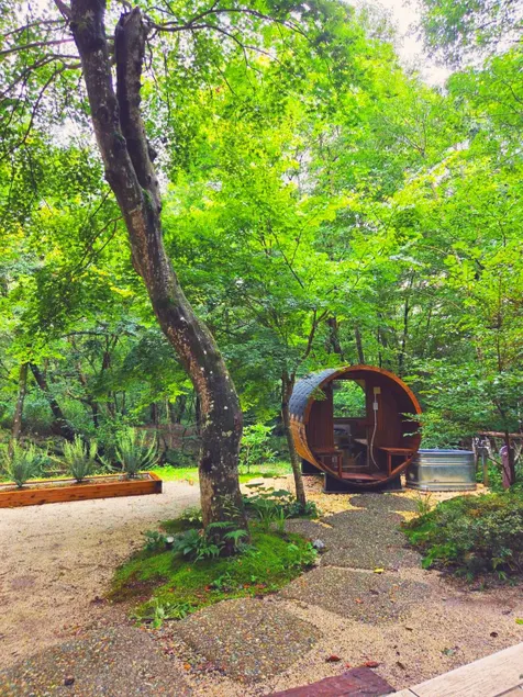 NASU terrace LEI: Private barrel sauna and herb-scented garden BBQ / Peace and quiet by the forest and waterfront - Image 1