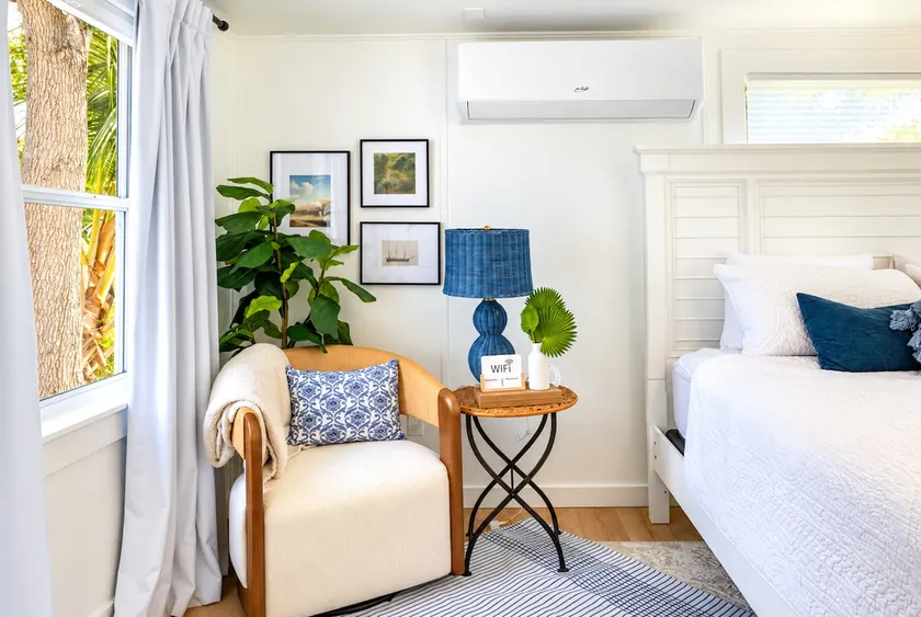 Private Studio | Walk to Food & Boating | King Bed - Image 1