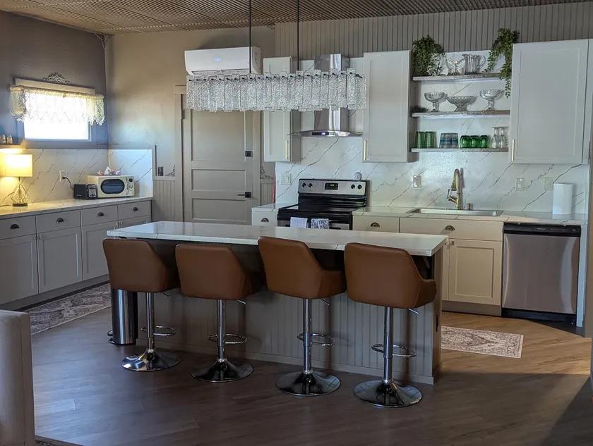 The Roselle Suite@stayroselle - Image 1