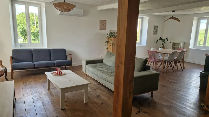 6-bed apartment - Image 1