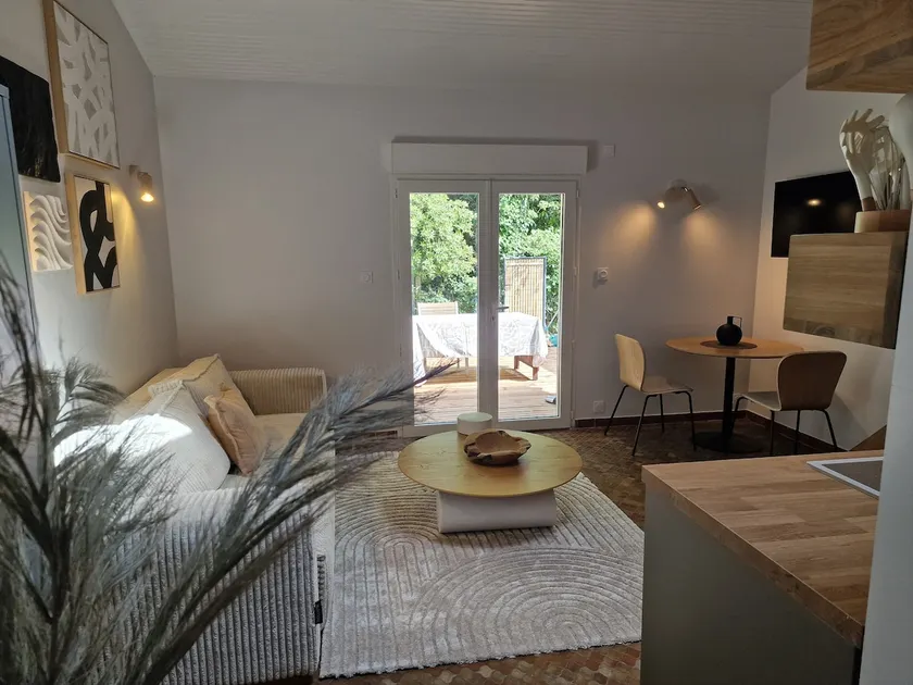 Cozy 30 sq. m. studio - Image 1
