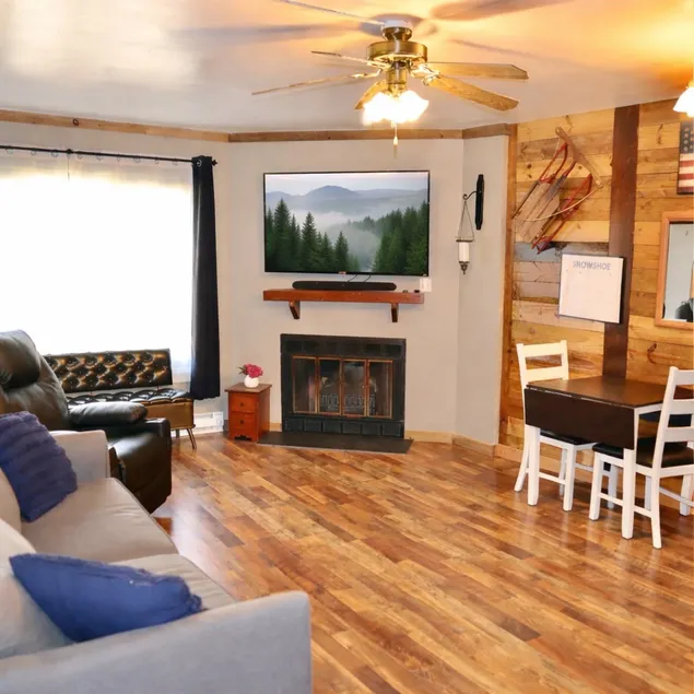 Mountain Getaway•Pools•Hot Tub•Sauna•Balcony•Views - Image 1