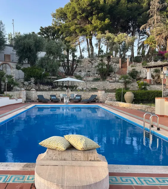 Casa Sirokos - Image 1