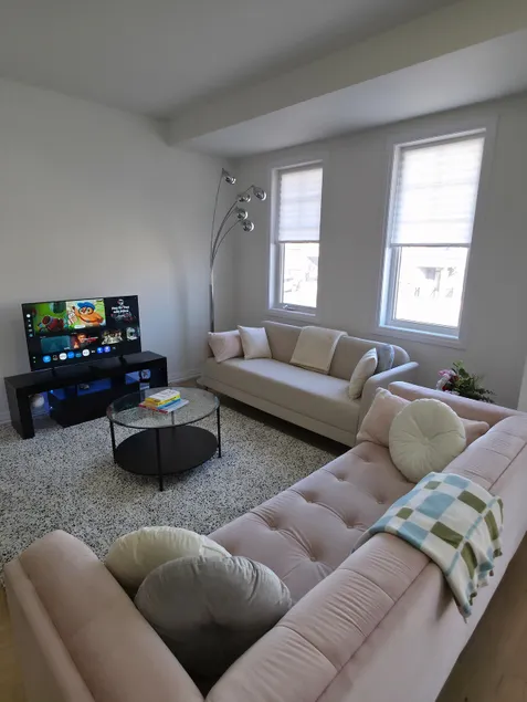 Elegant & Cozy 3 bedrooms /Family Friendly - Image 1