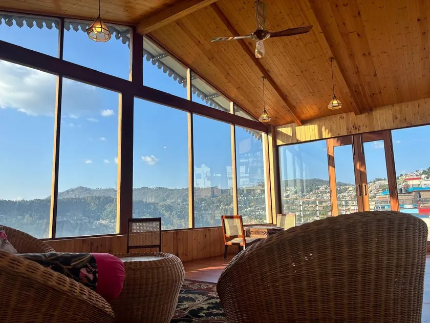 A cozy hideaway in the hills. - Image 1