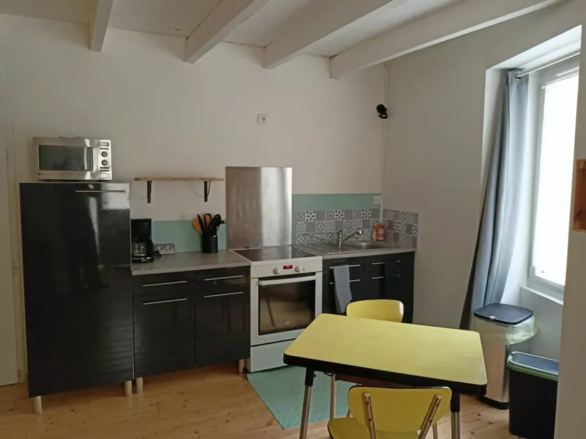 Duplex in the heart of Vendée - Image 1