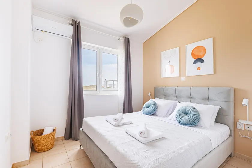 A1 Anavissos Urban suite with Balcony & View - Image 1