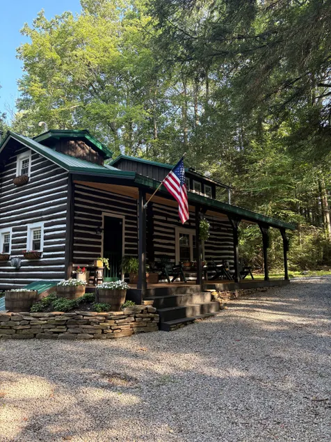 Three Leaf Lodge - Cook Forest/Clear Creek Parks - Image 1
