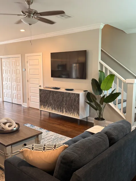 “Blue Lagoon” Townhome Retreat - Image 1
