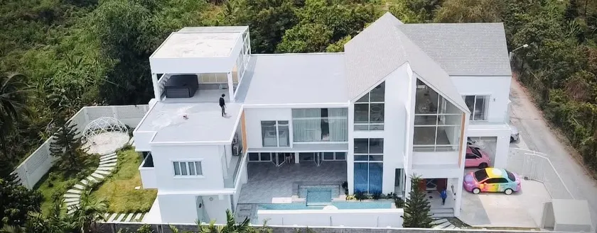 Nordic Villa 5BR Pool, Jacuzzi, Rooftop and More - Image 1