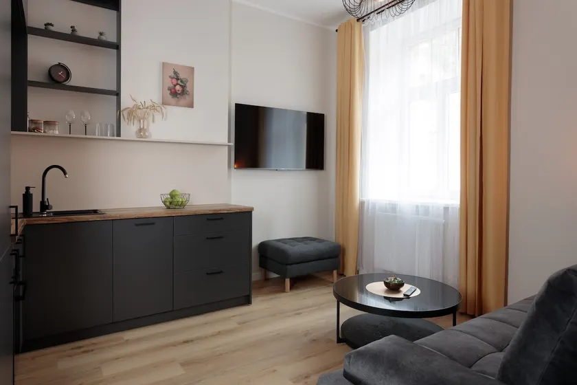Warm & Cozy Apartment in Āgenskalns - Image 1