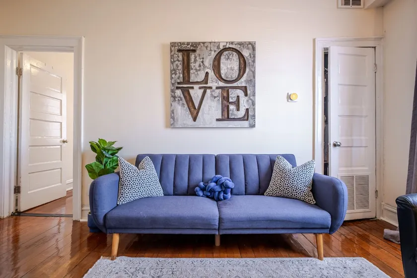 Beautiful Apartment in the heart of Richmond - Image 1