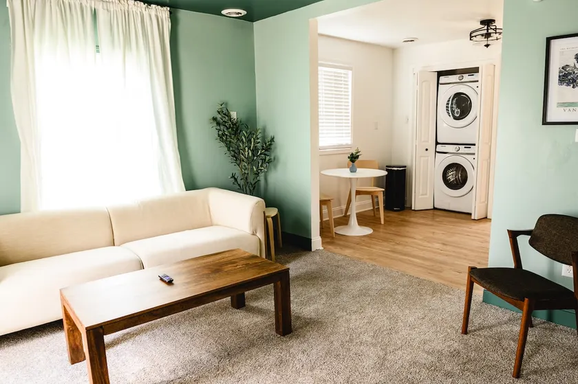 2BR in Barboursville, Near Mall, Parks, & Marshall - Image 1
