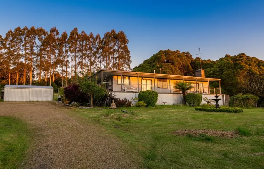 Otway Getaway: Paradise on the Great Ocean Road - Image 1